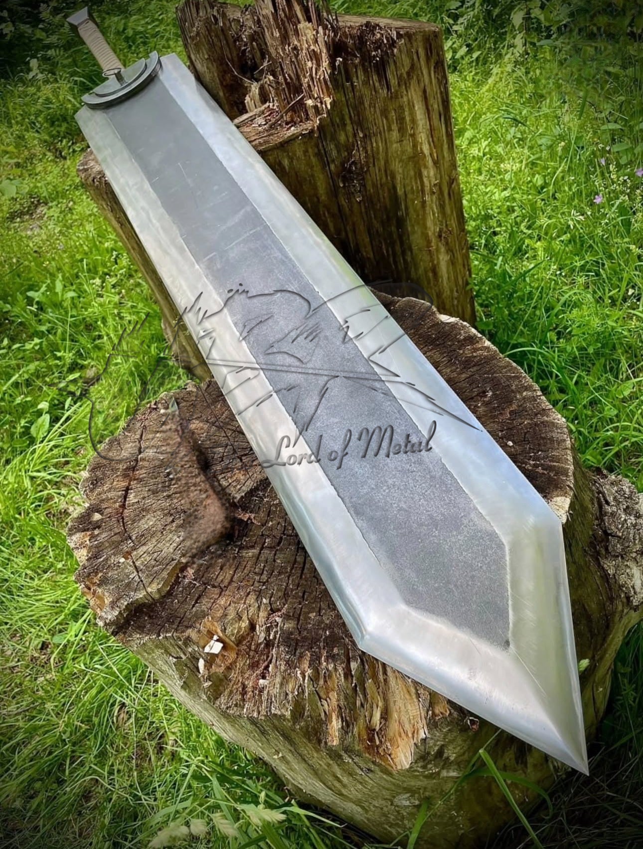Berserk Dragon Slayer Sword – Handmade Carbon Steel Collectible Blade Unique Blades Runner