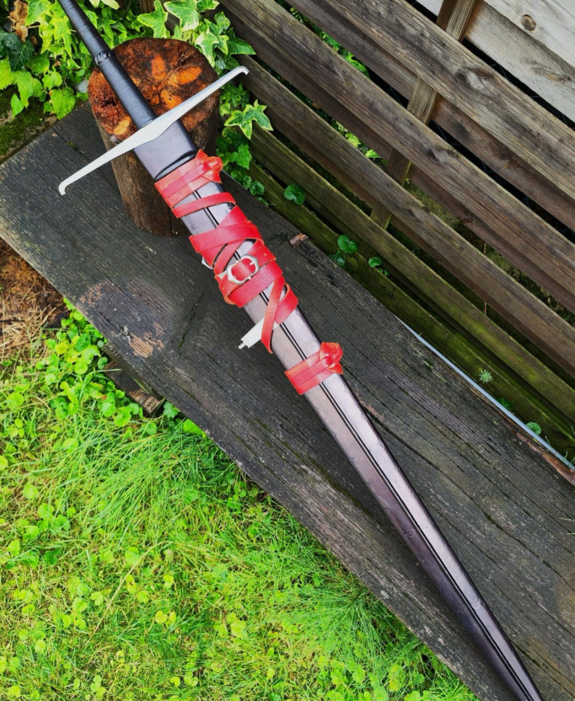 Hand-Forged Two-Handed Longsword – High Carbon Steel Medieval Sword with Red Leather Grip Unique Blades Runner