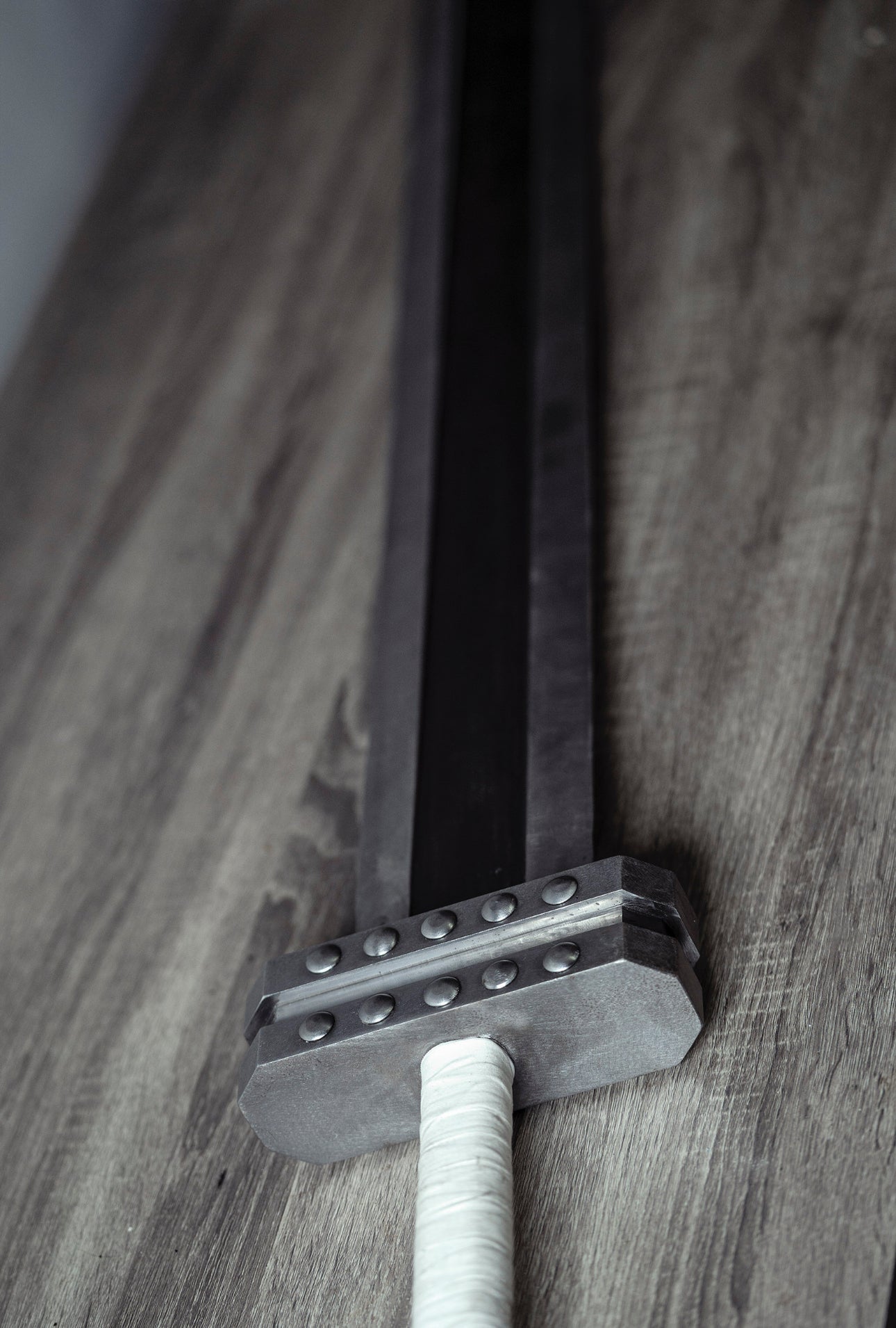 Guts Raider Sword - Handmade With Carbon Steel Blade - Collectible Sword Unique Blades Runner