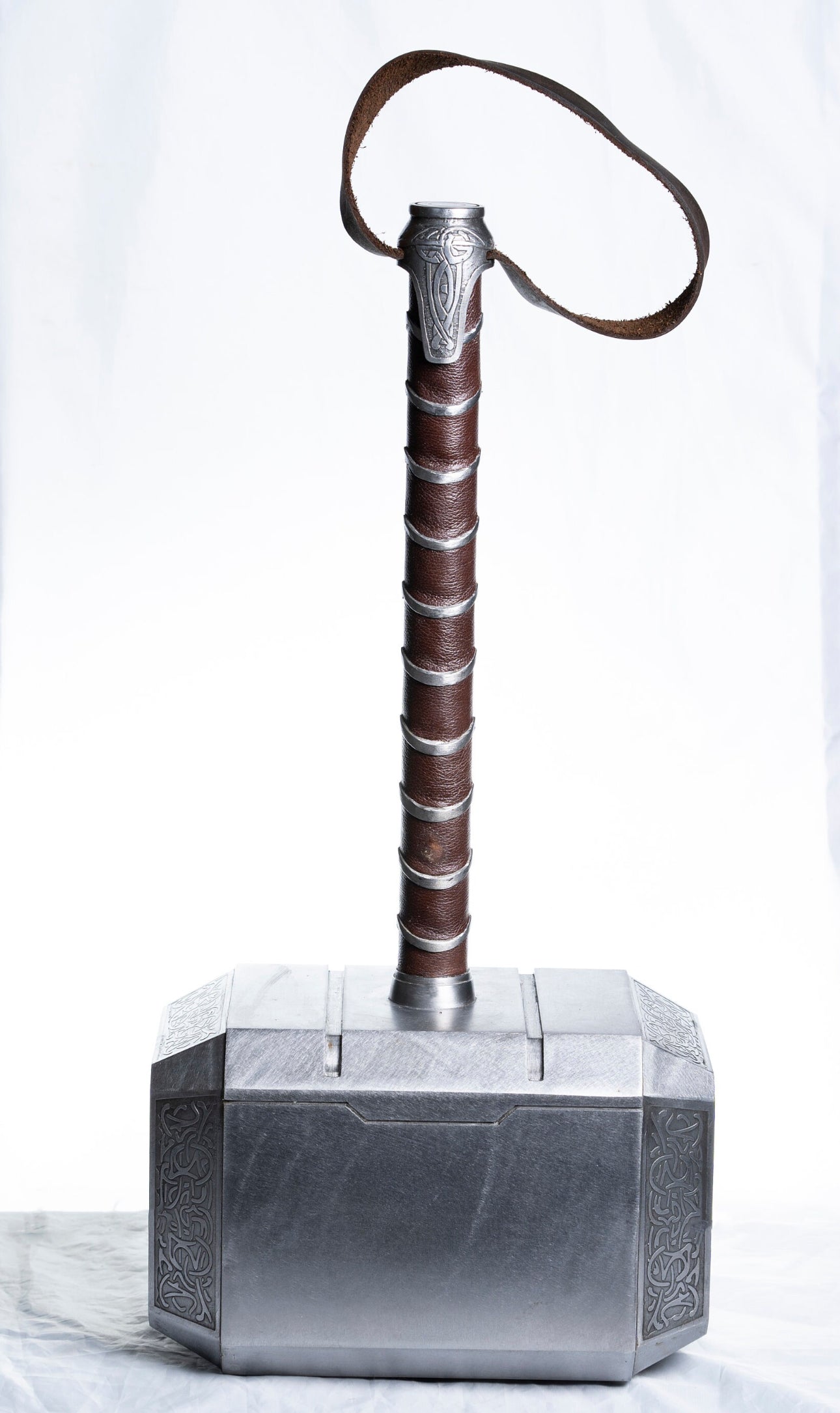 Thor Hammer Replica - From Thor - The Dark World - The Avengers 2 Unique Blades Runner