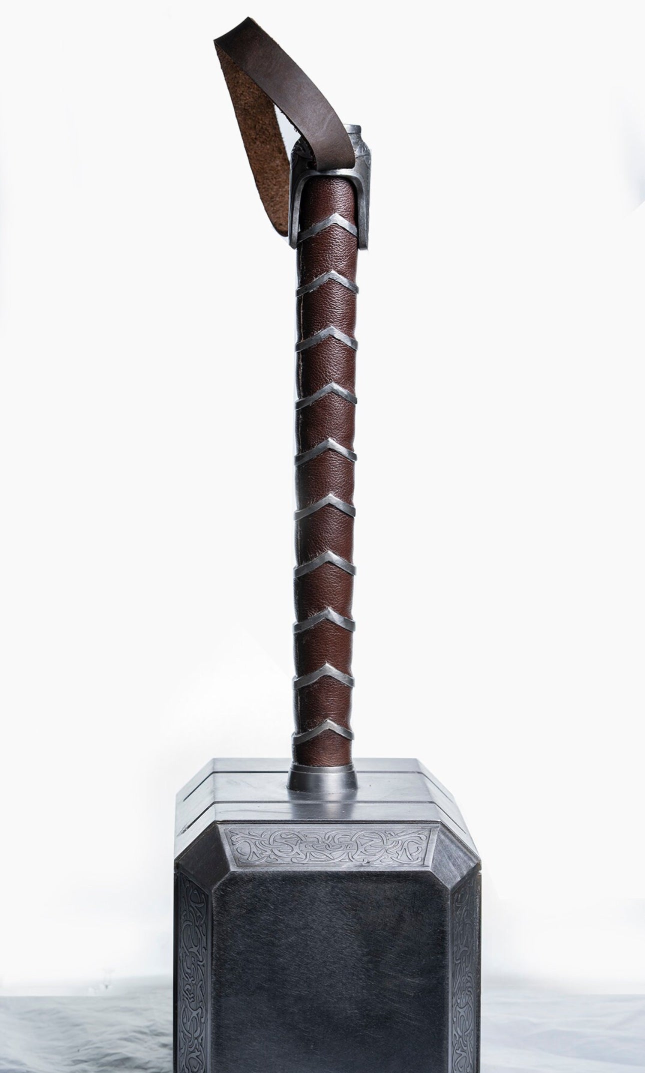 Thor Hammer Replica - From Thor - The Dark World - The Avengers 2 Unique Blades Runner