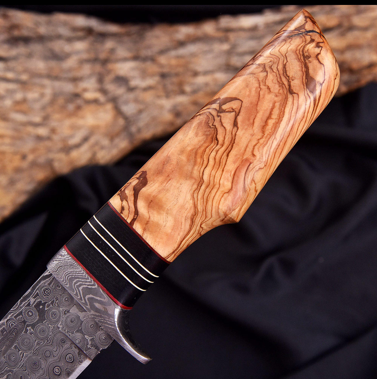 Damascus Steel Tanto Chef Knife – Handmade Tanto Blade with Olive Wood Handle Unique Blades Runner