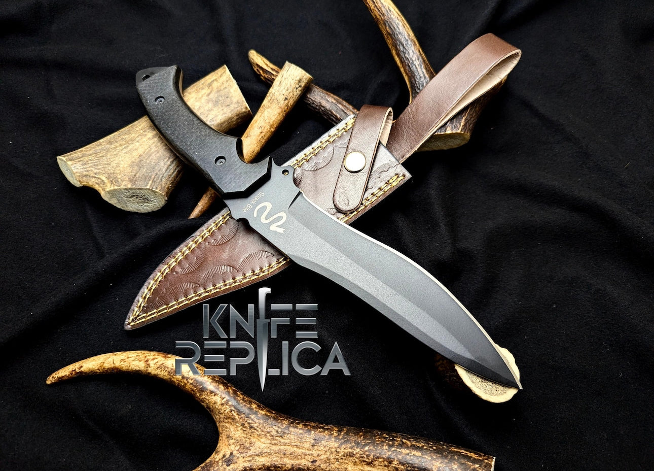 Resident Evil 4 Remake - Ada Wong Knife Re4 - Black Coated Knife Gaming Prop Unique Blades Runner