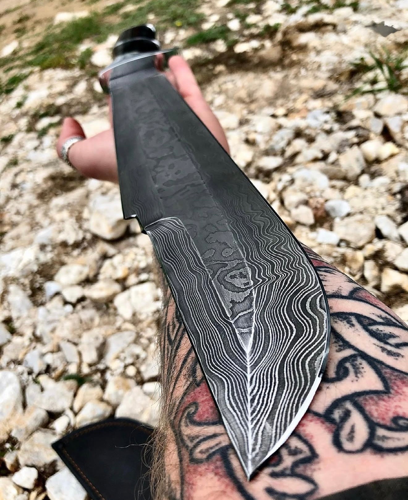 Predator Bowie Knife | Custom Handmade Damascus Steel with Leather Sheath Unique Blades Runner