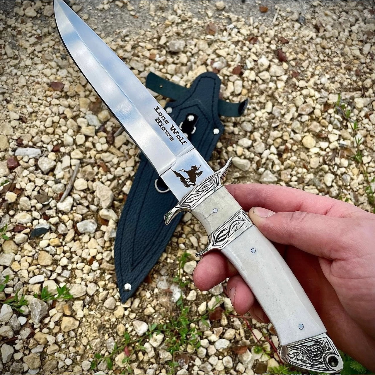 Lone Wolf Knife | Handmade Bowie Knife with Polished Stag Handle Unique Blades Runner