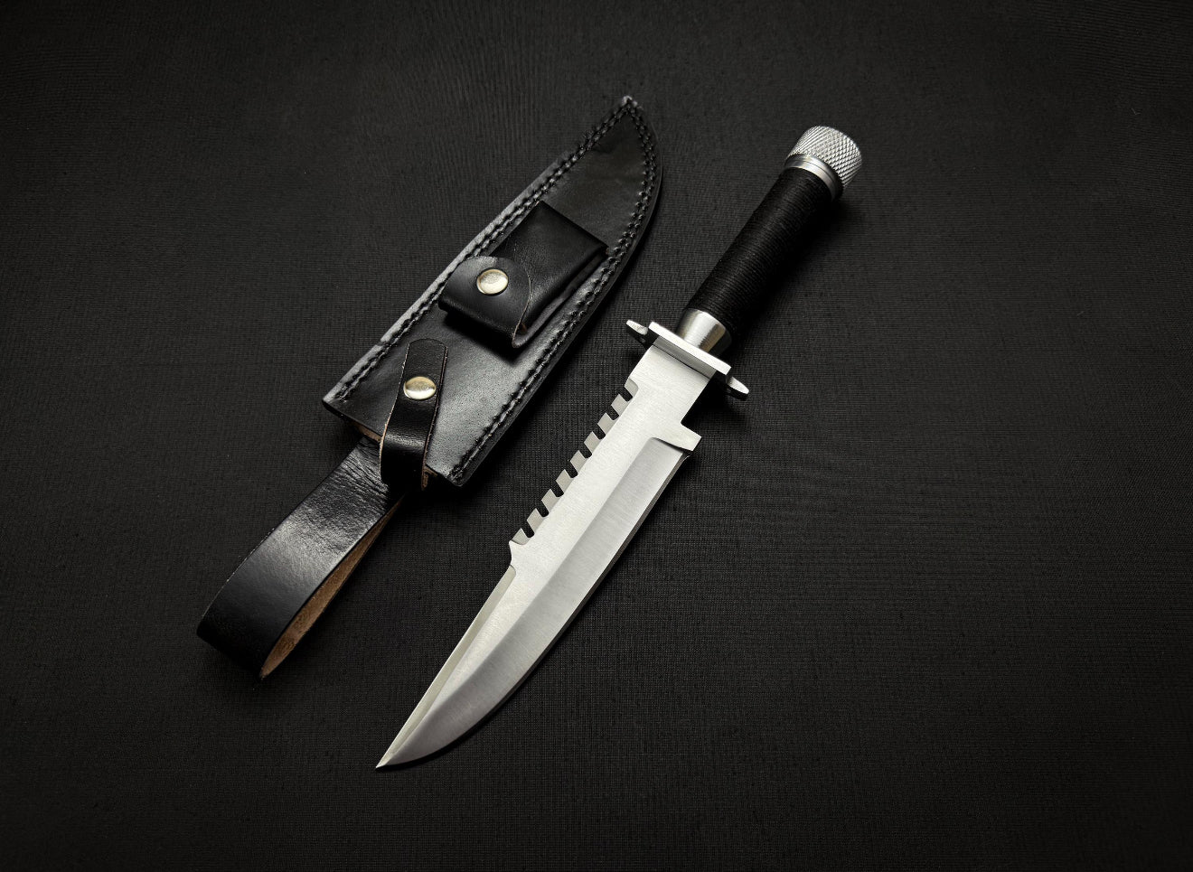Commando Knife For Sale - Movie Replica Knife With D2 Tool Steel Blade Unique Blades Runner