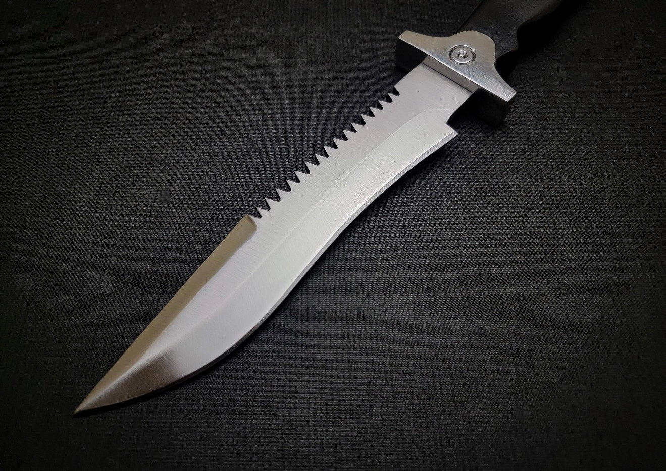 Resident Evil Jill Valentine Knife | Handmade Carbon Steel Knife Unique Blades Runner