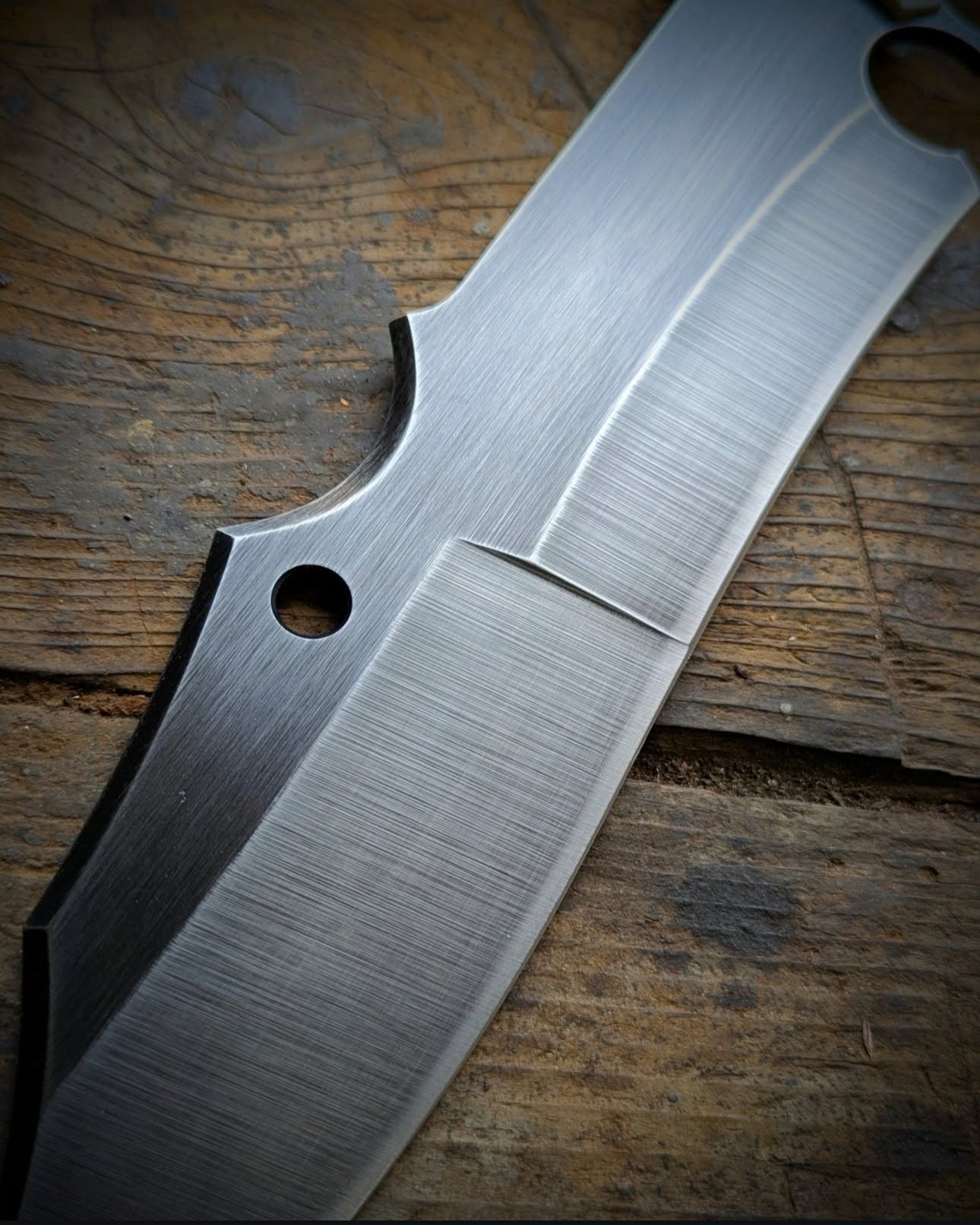 Custom Handmade Stainless Steel Bowie Knife | Hunting Knife with Sheath Unique Blades Runner