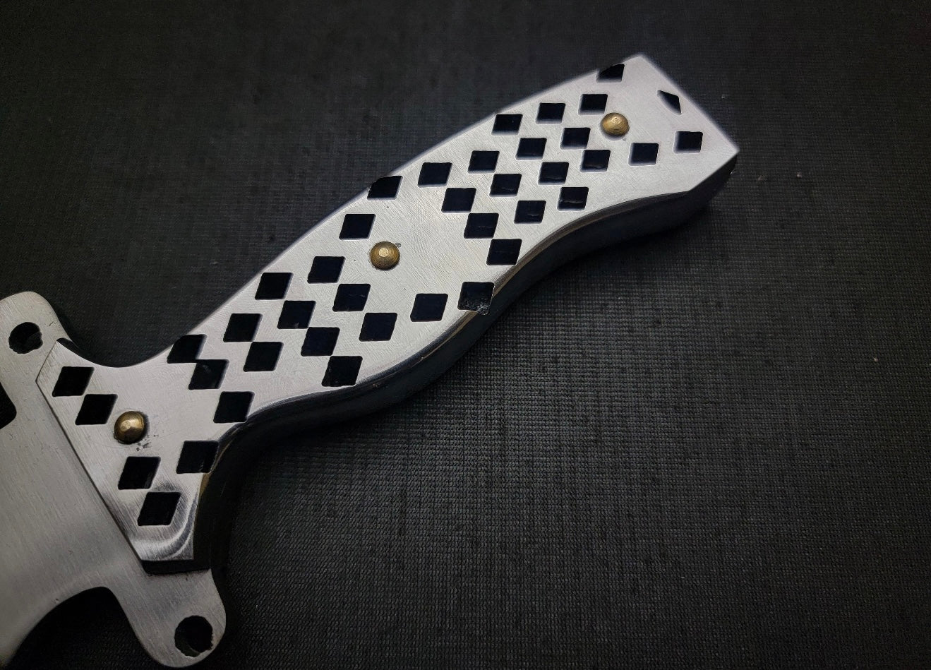 The Walking Dead Daryl Dixon Knife - Diamond Knife Replica with Sheath Unique Blades Runner