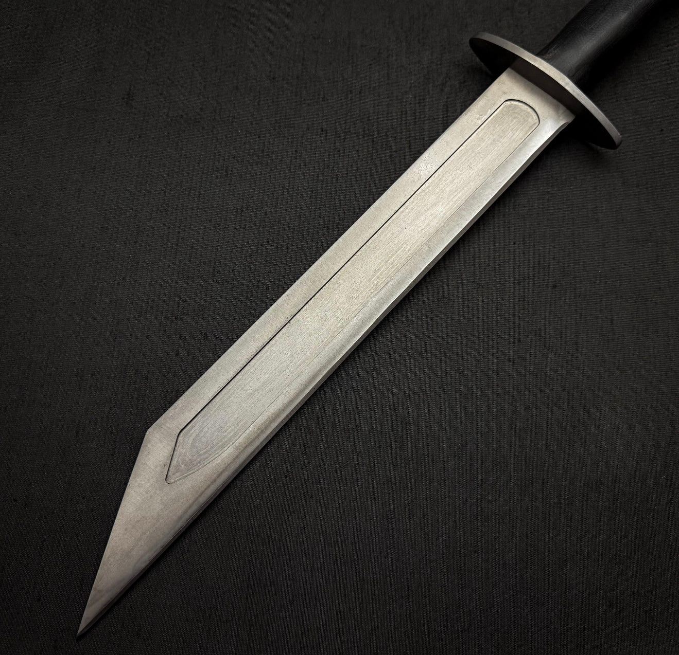 Uhtred Knife Replica with Leather Sheath – The Last Kingdom Unique Blades Runner
