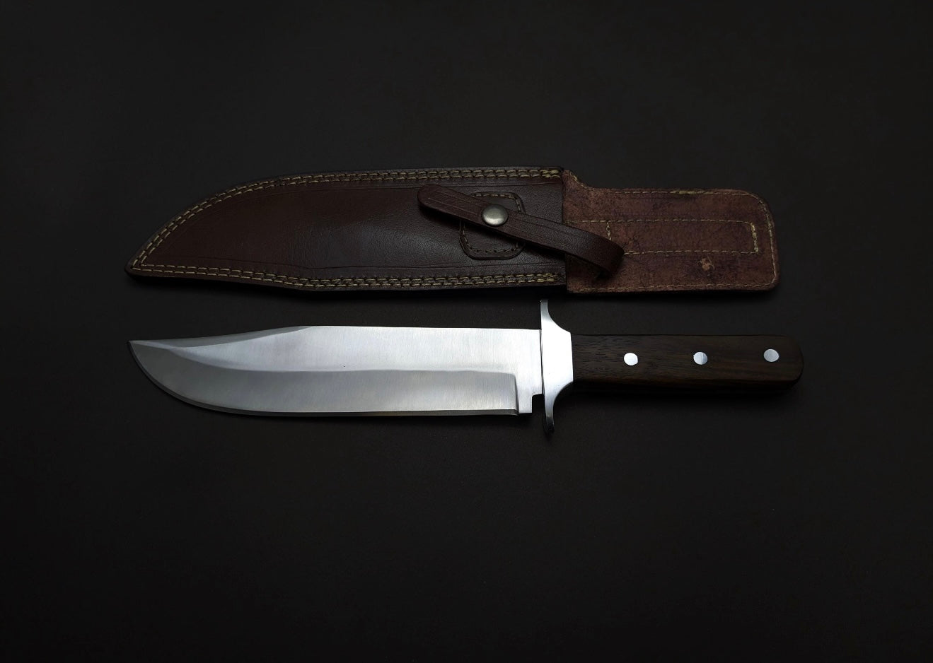 Arthur Morgan Bowie Knife - RDR2 Game Replica with Leather Sheath Unique Blades Runner