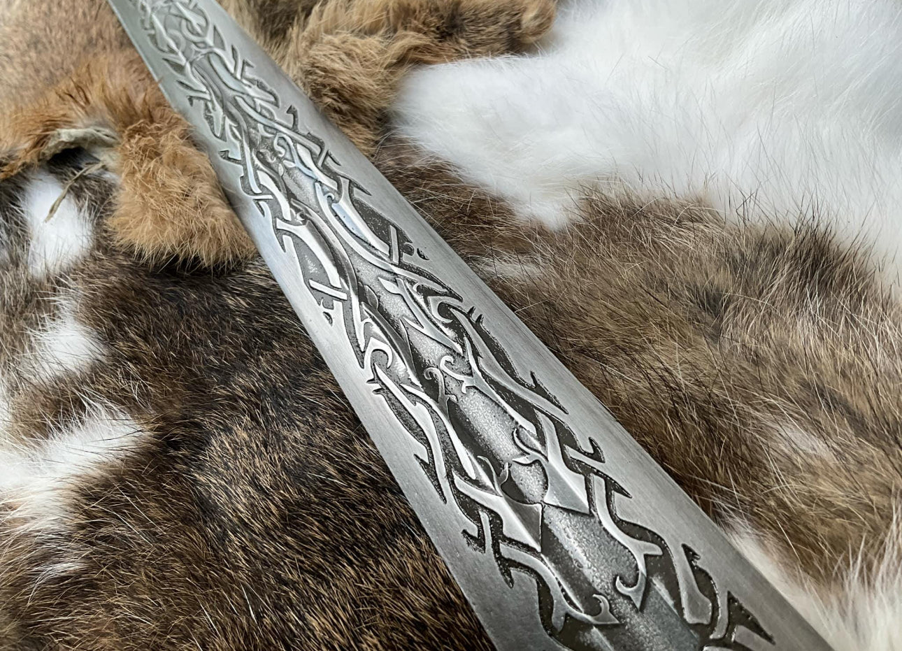 Celtic Knot Viking Sword | High Carbon Steel Custom Engraved Sword Unique Blades Runner