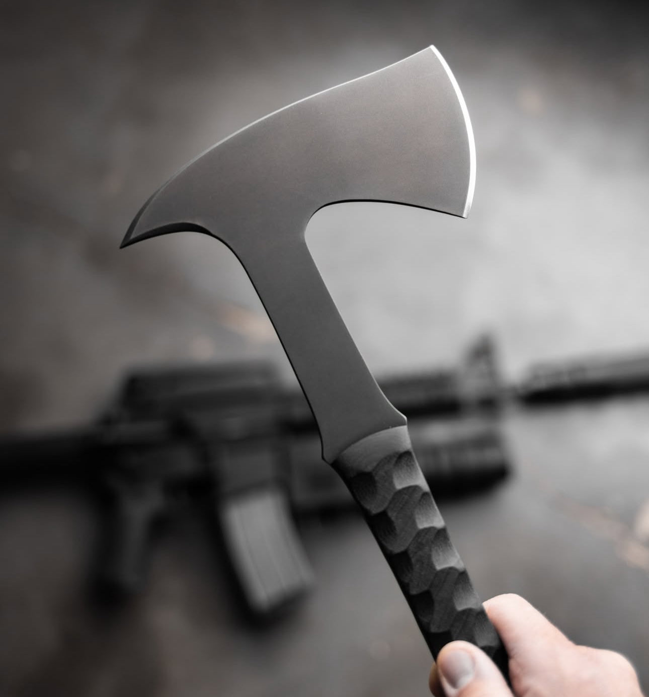 Tactical Full Tang Tomahawk Axe With G10 Handle – Black Finish Unique Blades Runner