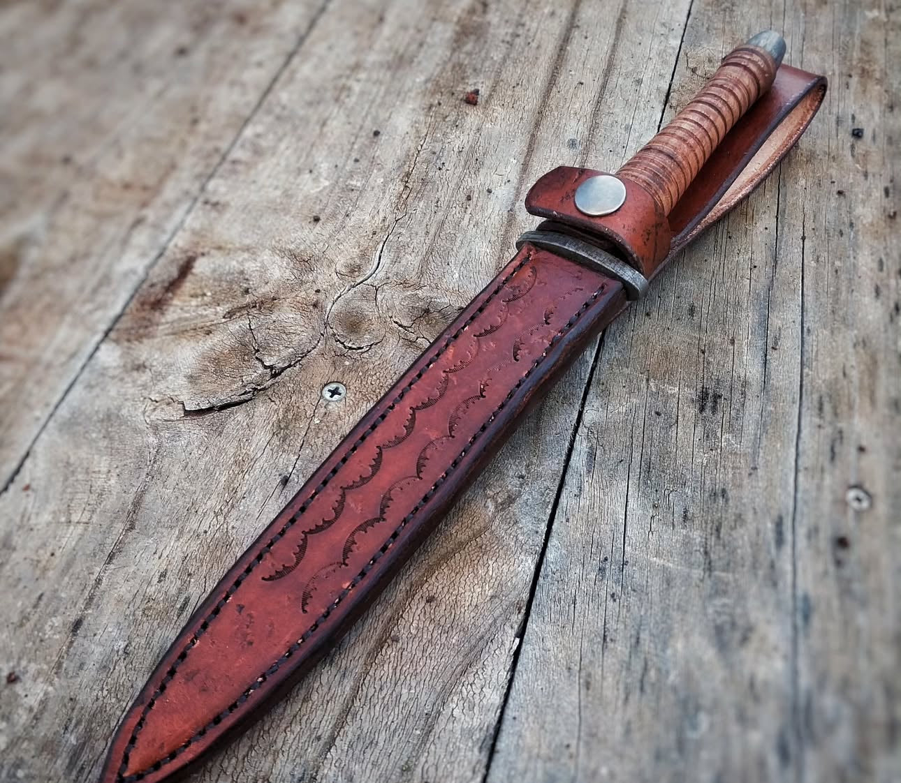 Custom Handmade Fairbairn Sykes Knife With Leather Sheath Unique Blades Runner