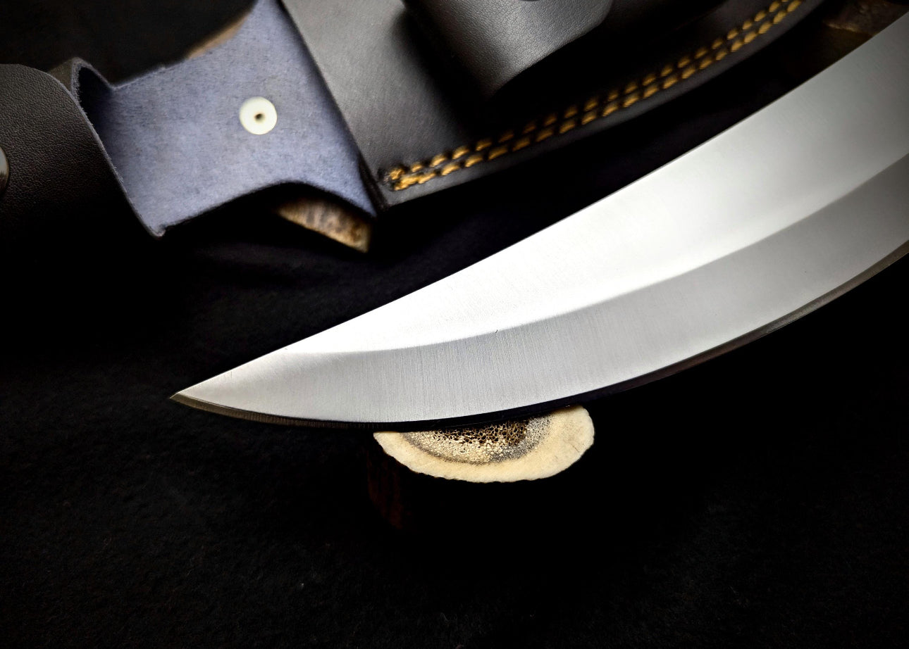 Handmade Ninja Knife Replica – Stainless Steel Movie Prop Collectible Unique Blades Runner