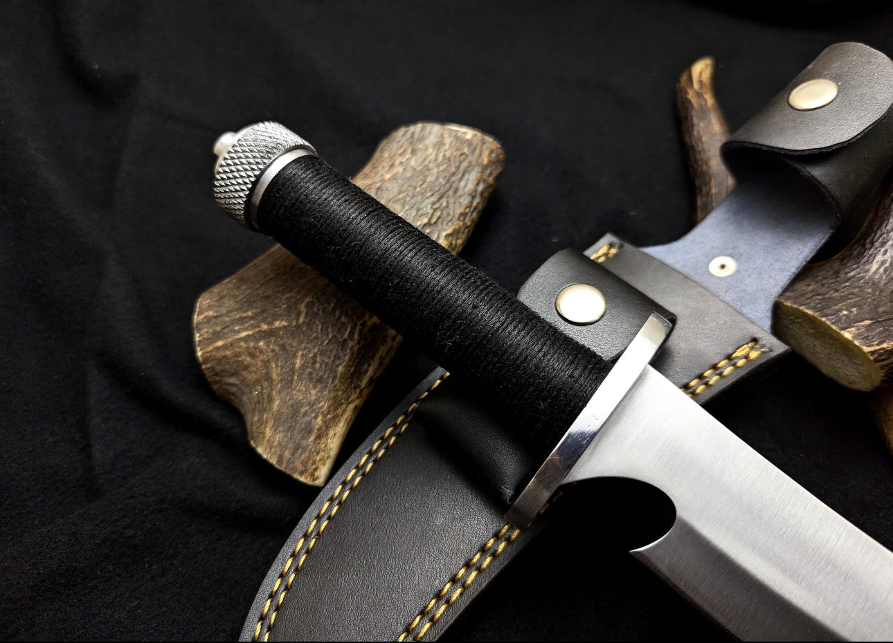 Handmade Ninja Knife Replica – Stainless Steel Movie Prop Collectible Unique Blades Runner