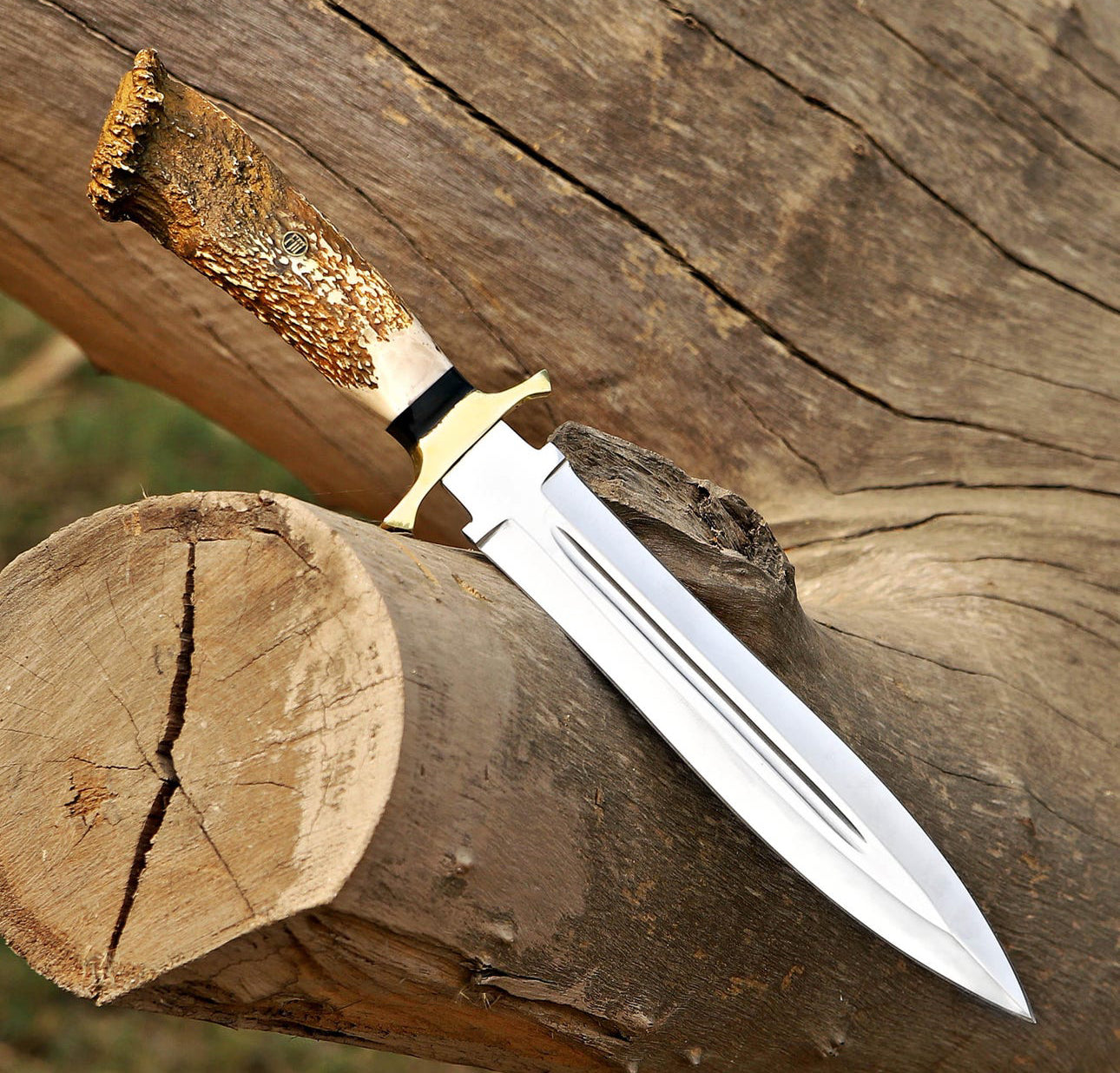 Stag-Handled Dagger Knife | Double-Edged Fullered Blade | Leather Sheath Unique Blades Runner