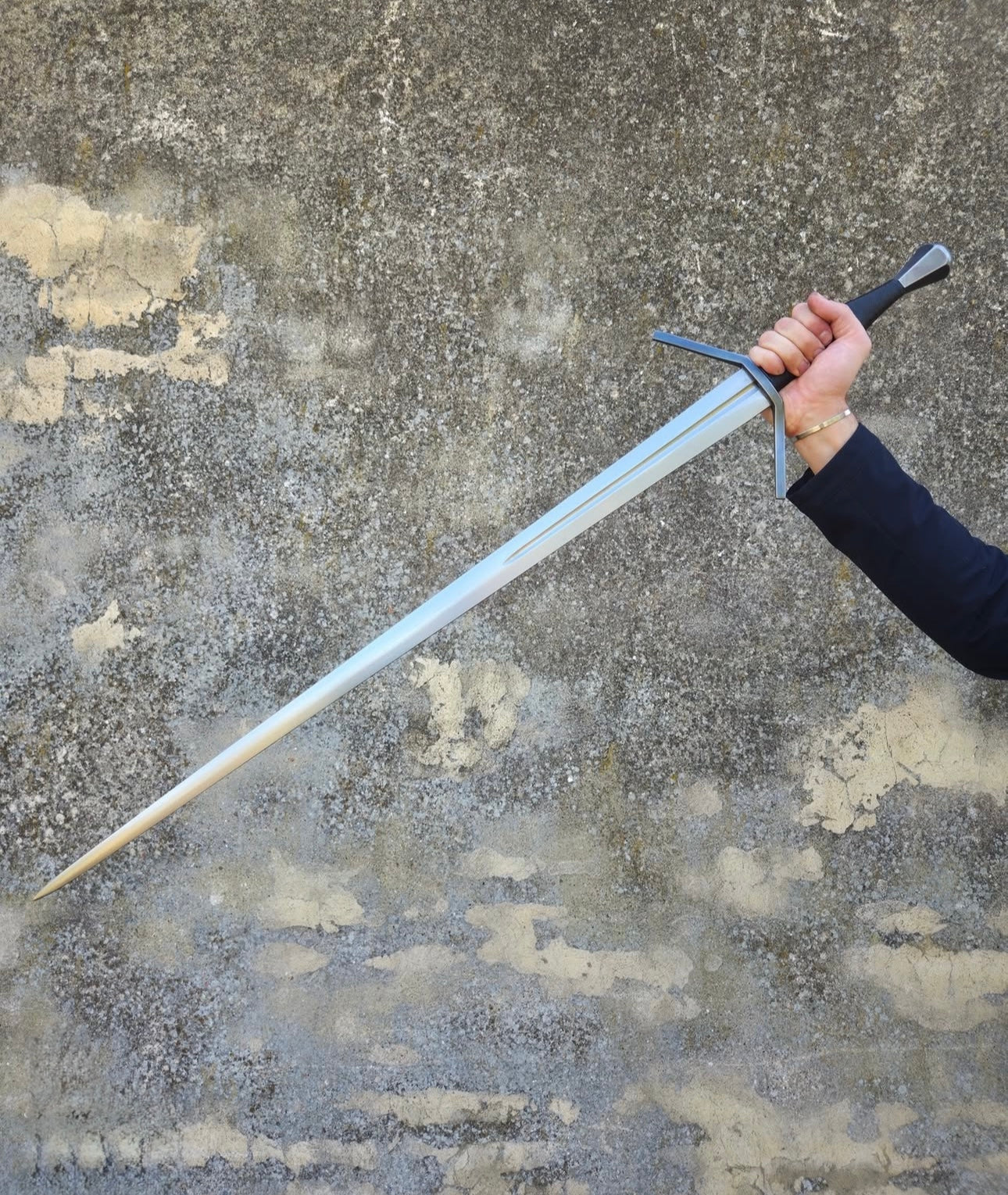 The Hexer Sword Replica – Handmade Carbon Steel Witcher Sword Unique Blades Runner