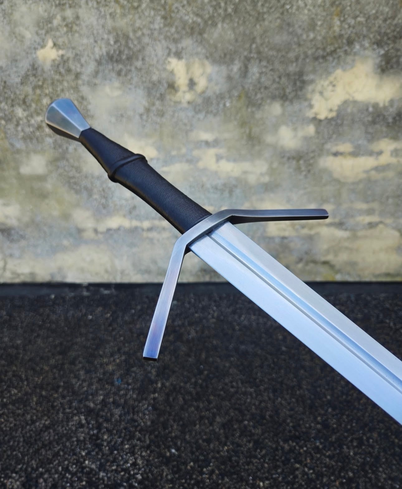The Hexer Sword Replica – Handmade Carbon Steel Witcher Sword Unique Blades Runner