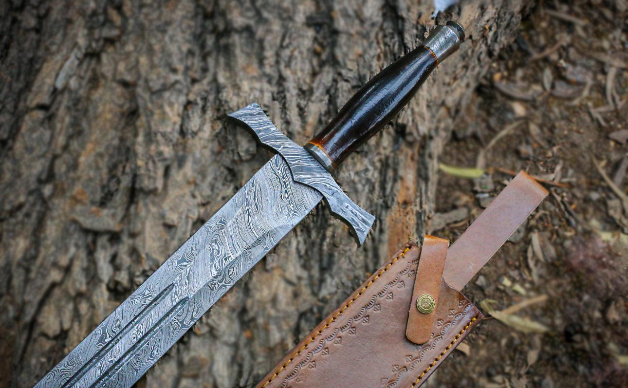 Custom Handmade Damascus Steel Fantasy Longsword with Leather Sheath Unique Blades Runner
