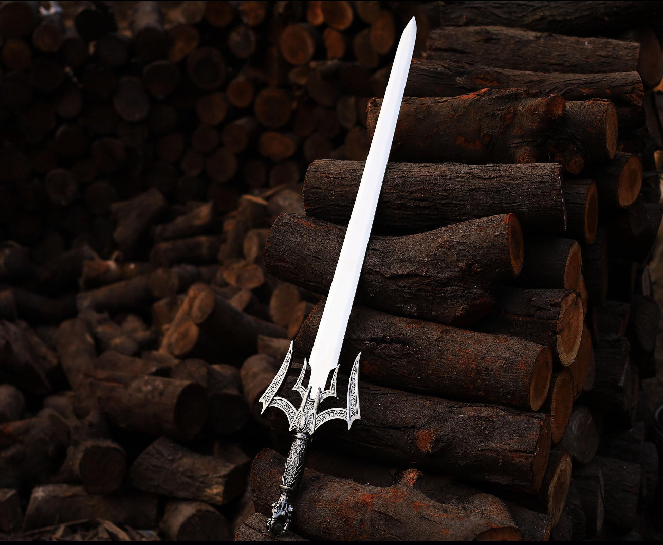 Fantasy Frostmourne Sword Replica | Handmade Collectible Blade Unique Blades Runner