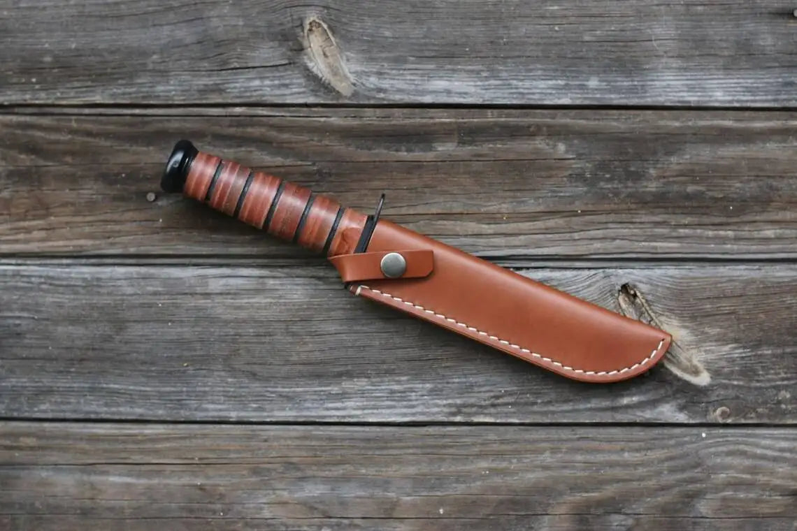 KA-BAR USMC Marine Combat Knife with Leather Sheath – Full Tang Outdoor Knife Unique Blades Runner