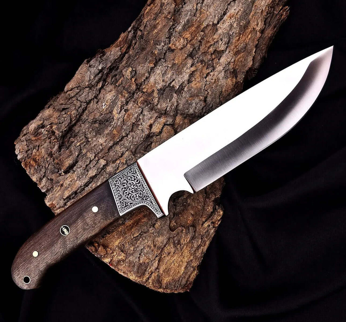 Lot of 25 Carbon Steel Hunting Knives | Handmade Wood Handle Knife Set - Unique Blades Runner