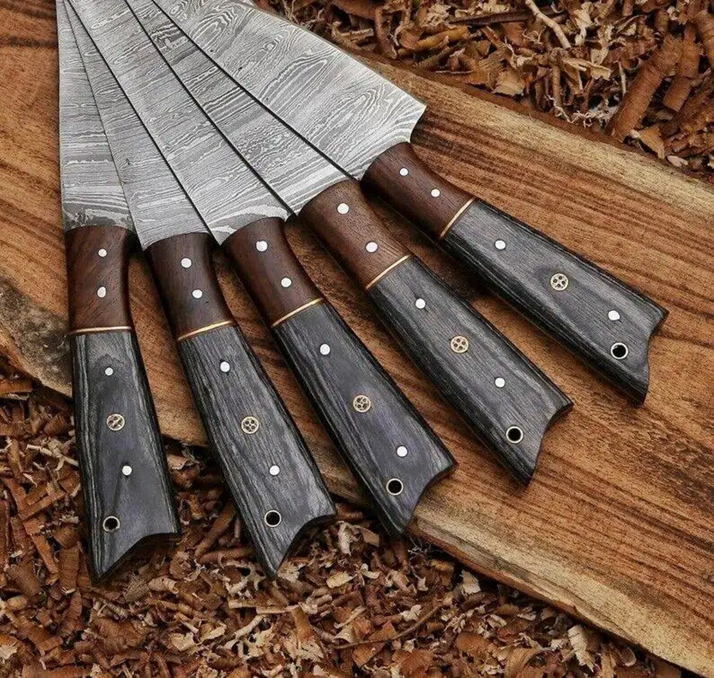 Damascus Steel Professional Kitchen Knife Set with Ebony & Rosewood Handle – Full Tang Chef Set Unique Blades Runner