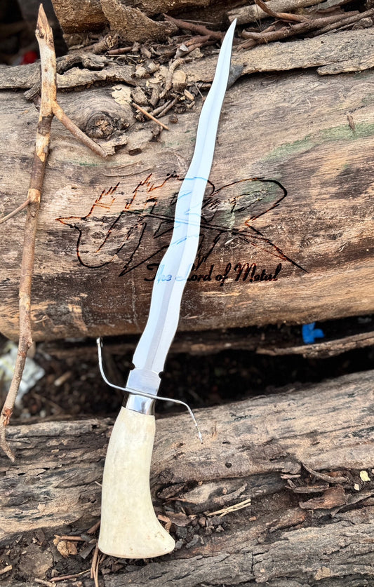 Custom Handmade Kris Dagger Knife – Wavy High Carbon Steel Blade with Antler Handle Unique Blades Runner