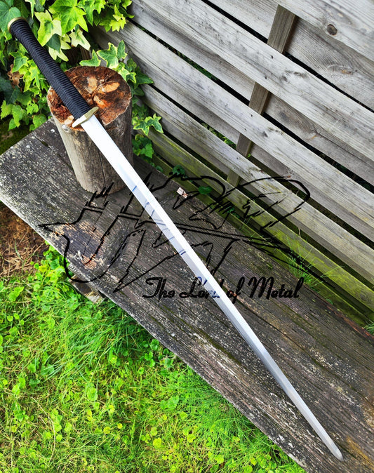 Tsuka Sword – High Carbon Steel Full Tang Blade with Black Wrapped Handle Unique Blades Runner