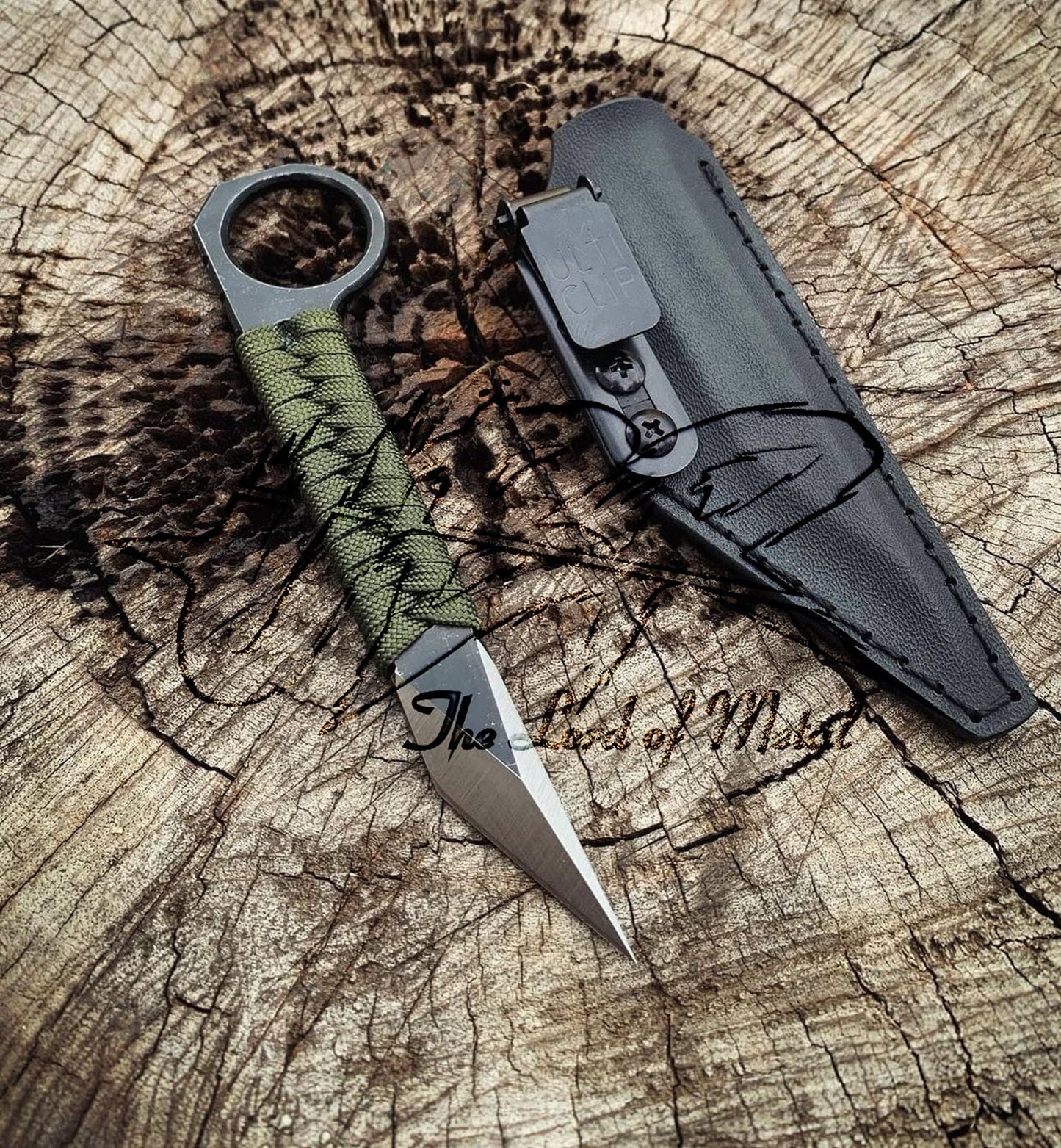 EDC Tactical Knife – Green Paracord Ring Handle Blade with Leather Sheath Unique Blades Runner
