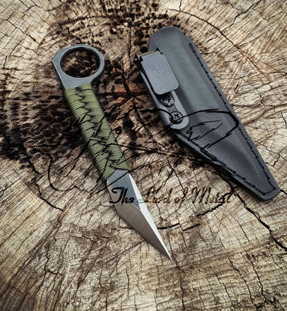 EDC Tactical Knife – Green Paracord Ring Handle Blade with Leather Sheath Unique Blades Runner