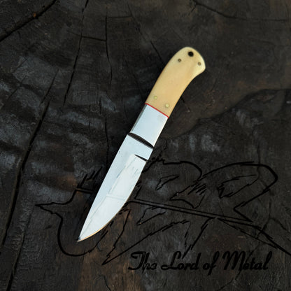 Hunting Skinner Knife - D2 Tool Steel with Camel Bone Handle Unique Blades Runner