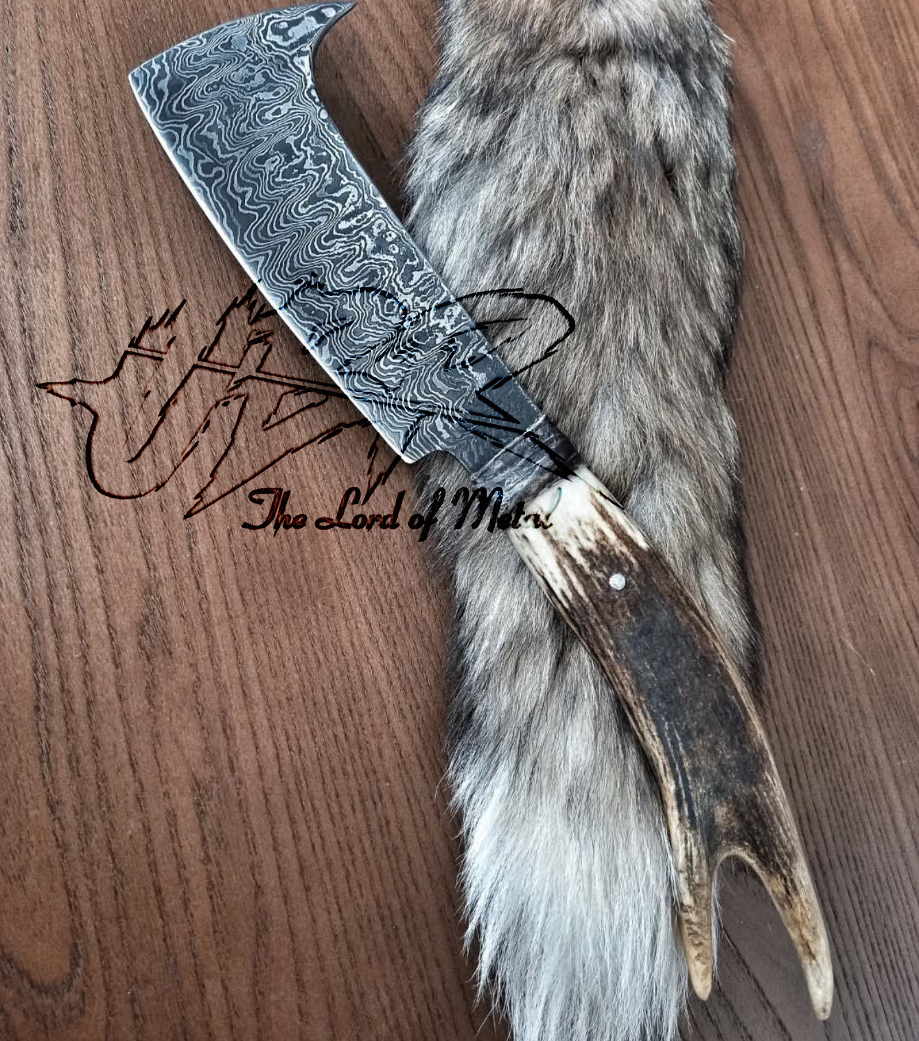 Handmade Damascus Cleaver Knife | Antler Handle Hunting Knife with Unique Blade Design Unique Blades Runner