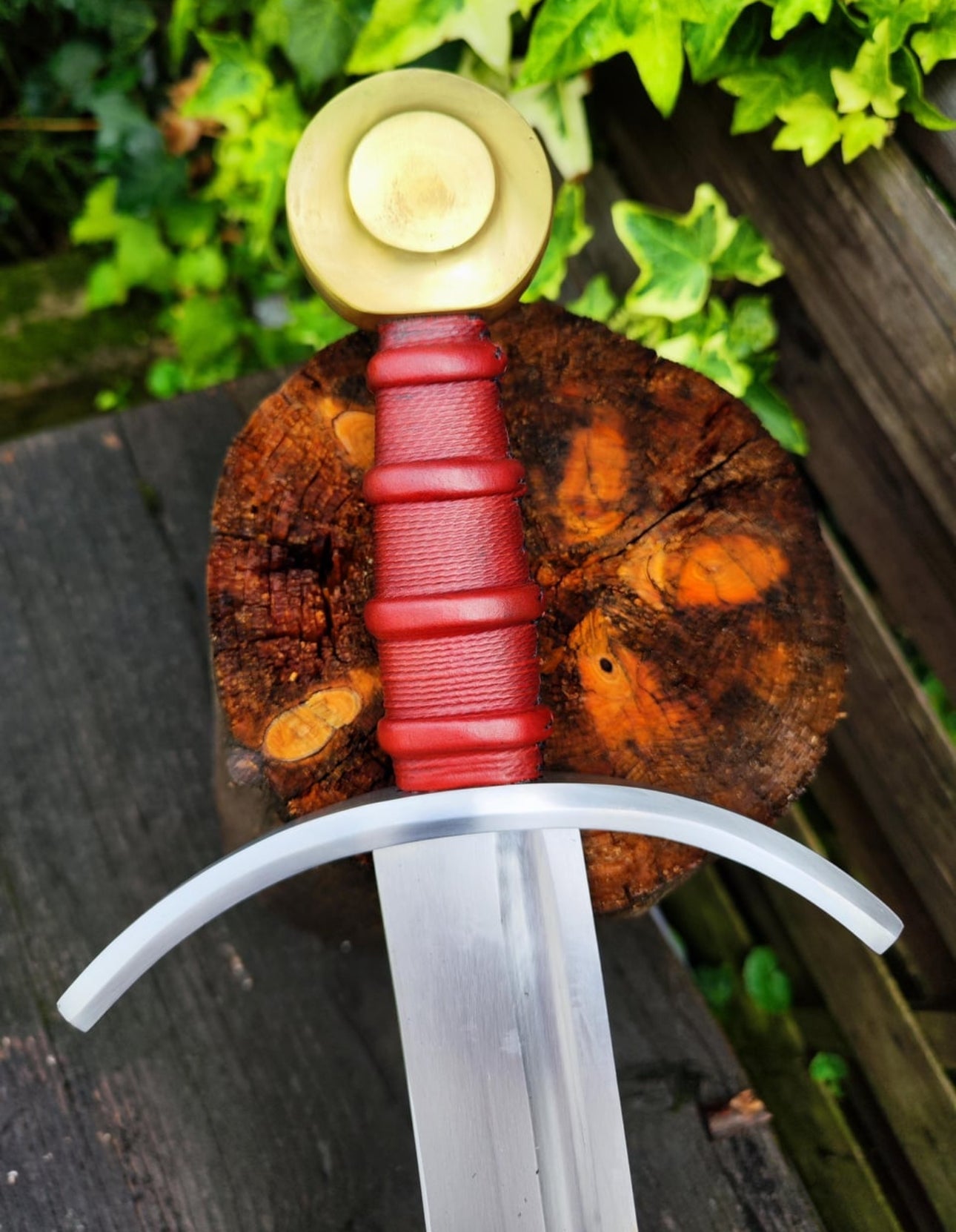 Handmade Medieval Falchion Sword | European Curved Blade with Brass Pommel Unique Blades Runner