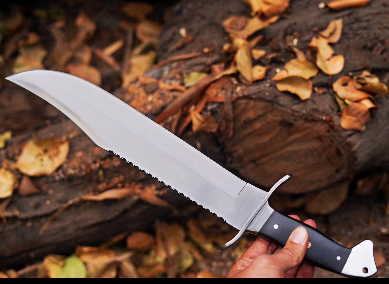 Clip Point Bowie Knife With D2 Tool Steel Full Tang Handle Unique Blades Runner