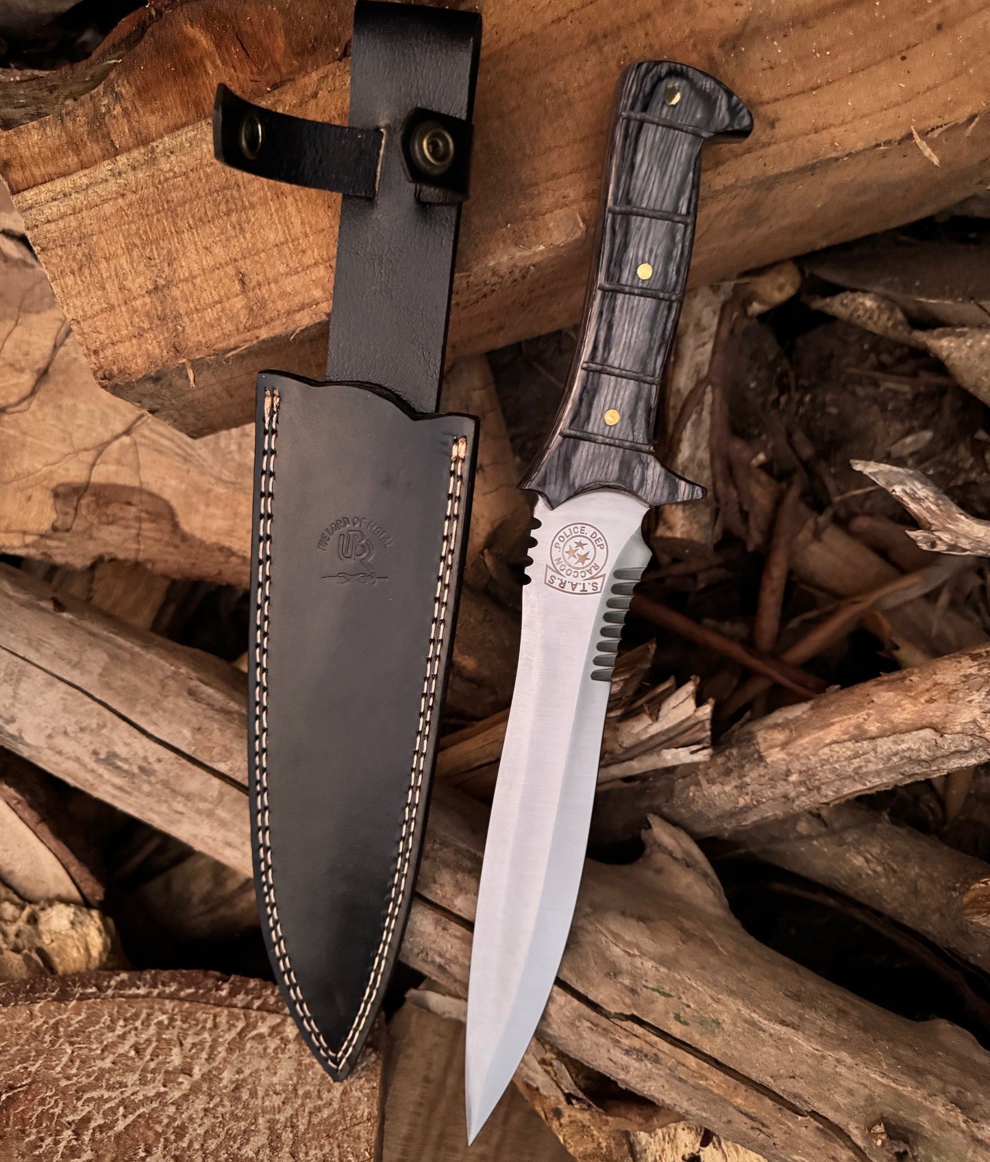 Resident Evil 4 Knife For Sale | Handmade Bowie Blade with Leather Sheath Unique Blades Runner