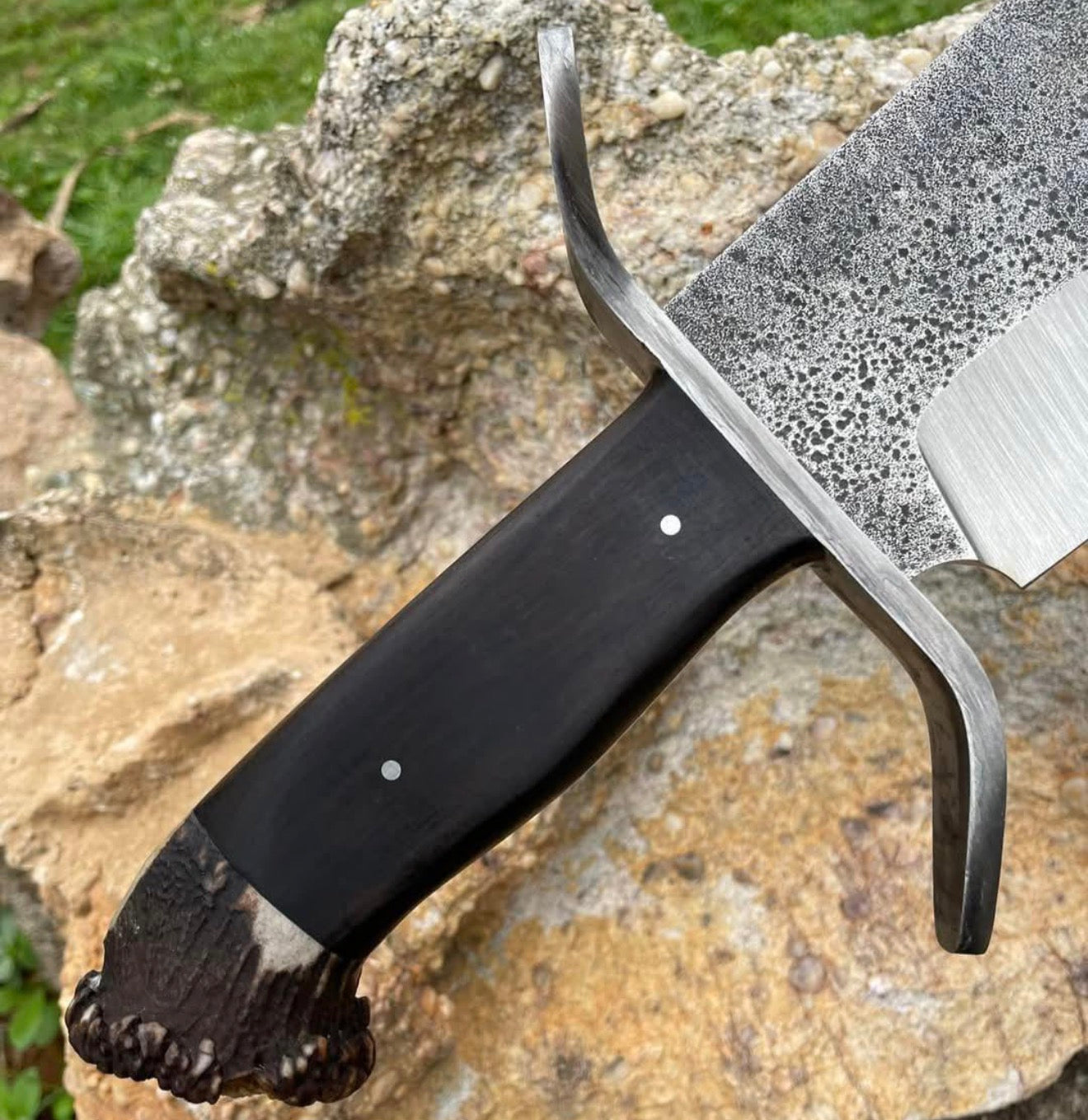 Big Bowie Knife High Carbon Steel Blade With Leather Sheath Unique Blades Runner