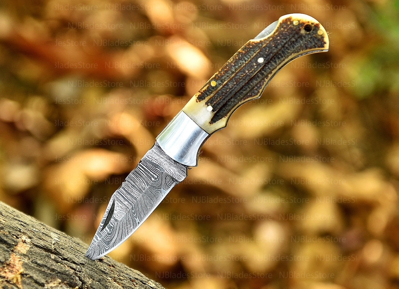 Damascus Folding Knife – Stag Horn Handle + Leather Sheath Set Unique Blades Runner