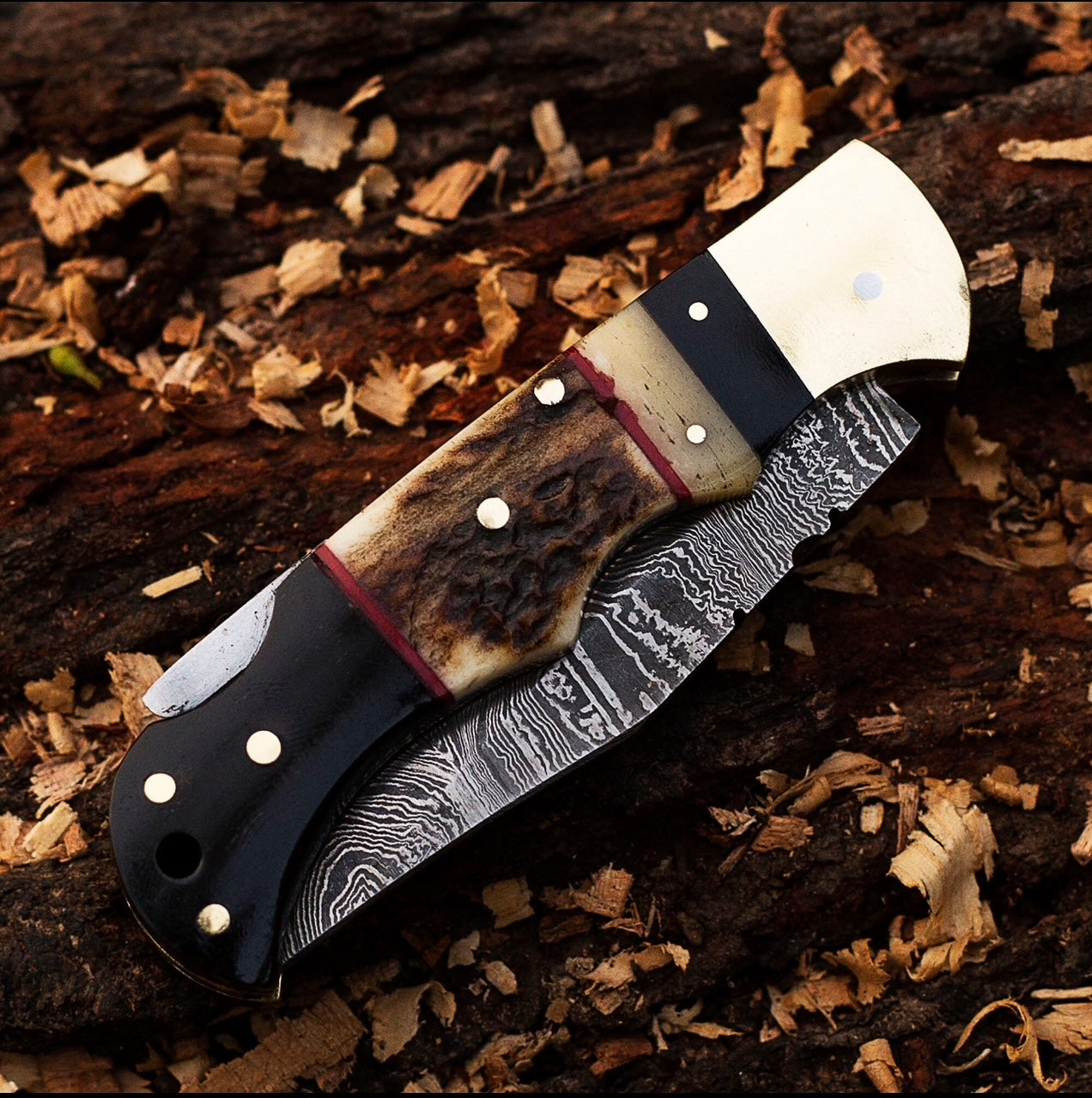 Damascus Steel Pocket Knife – Stag & Brass Handle Folding Knife Unique Blades Runner