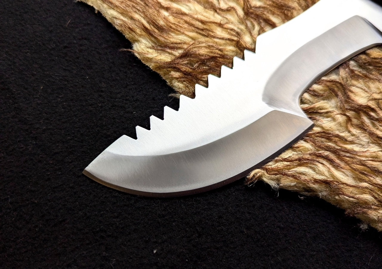 Tom Brown Tracker Knife with D2 Tool Steel Blade And Sheath Unique Blades Runner