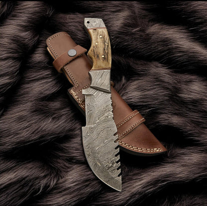 Handmade Damascus Tracker Knife with Stag Handle & Sawback Spine Unique Blades Runner