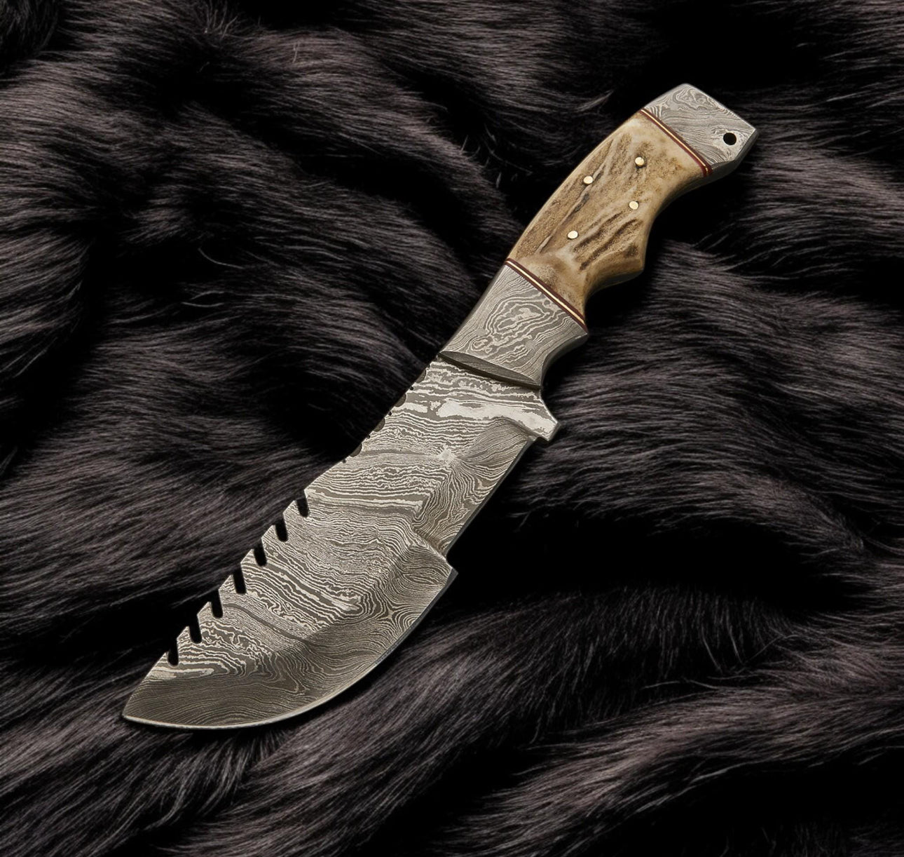 Handmade Damascus Tracker Knife with Stag Handle & Sawback Spine Unique Blades Runner