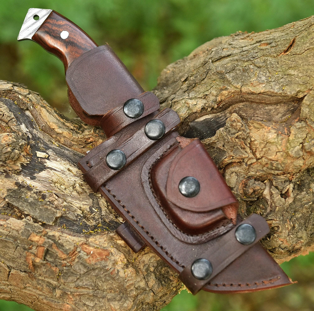 Custom Handmade Damascus Steel Tracker Knife – Wooden Handle with Mosaic Pin Unique Blades Runner