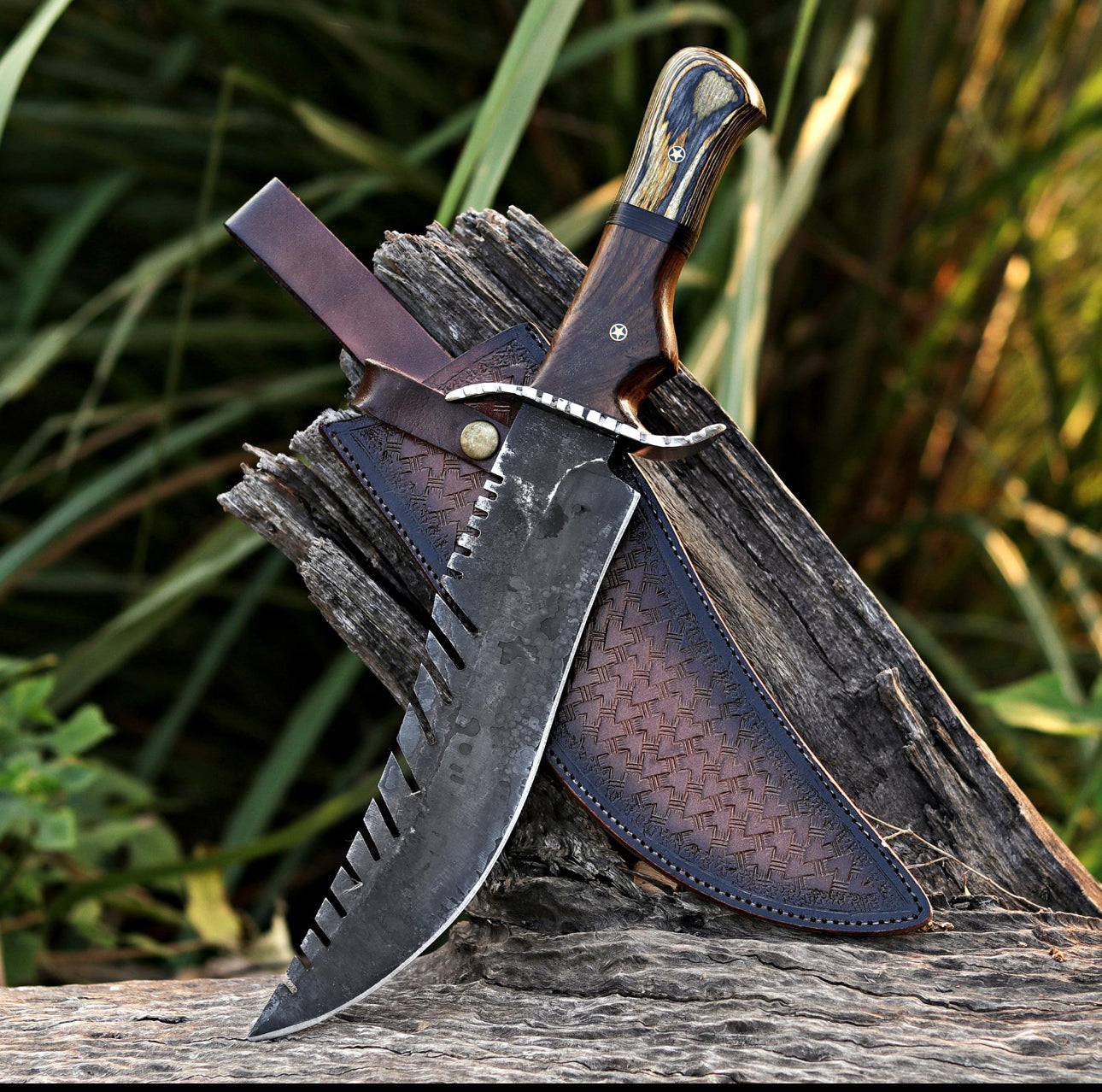 Hand-Forged Survival Bowie Knife with Sawback & Leather Sheath Unique Blades Runner