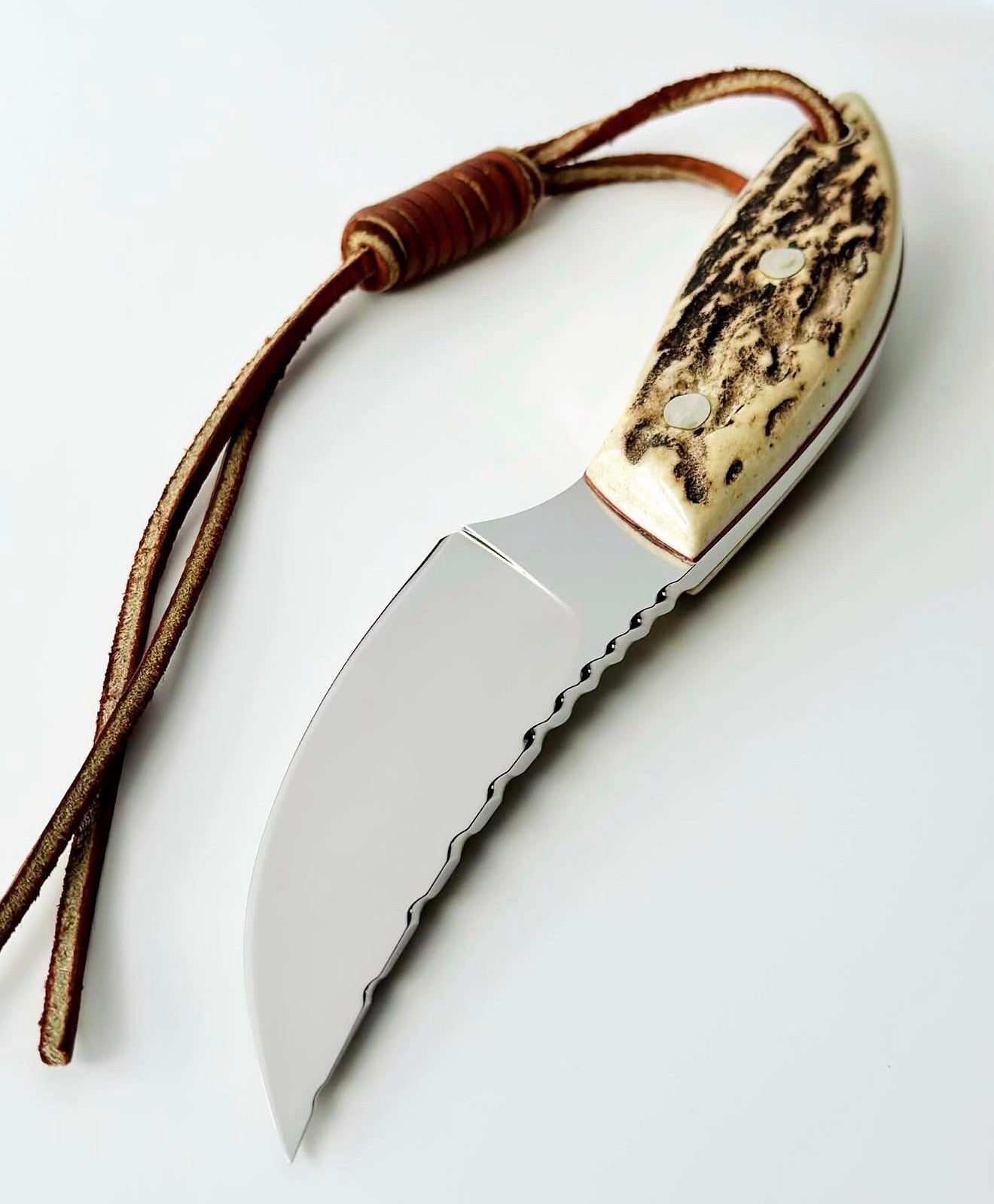 Vintage Hunter Skinner Knife, handmade by Henry Heitler Unique Blades Runner