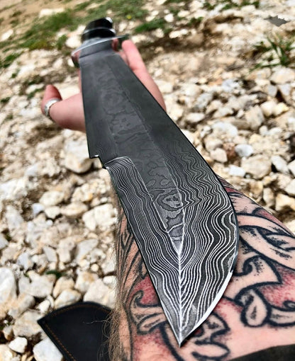 Predator Bowie Knife | Custom Handmade Damascus Steel with Leather Sheath Unique Blades Runner