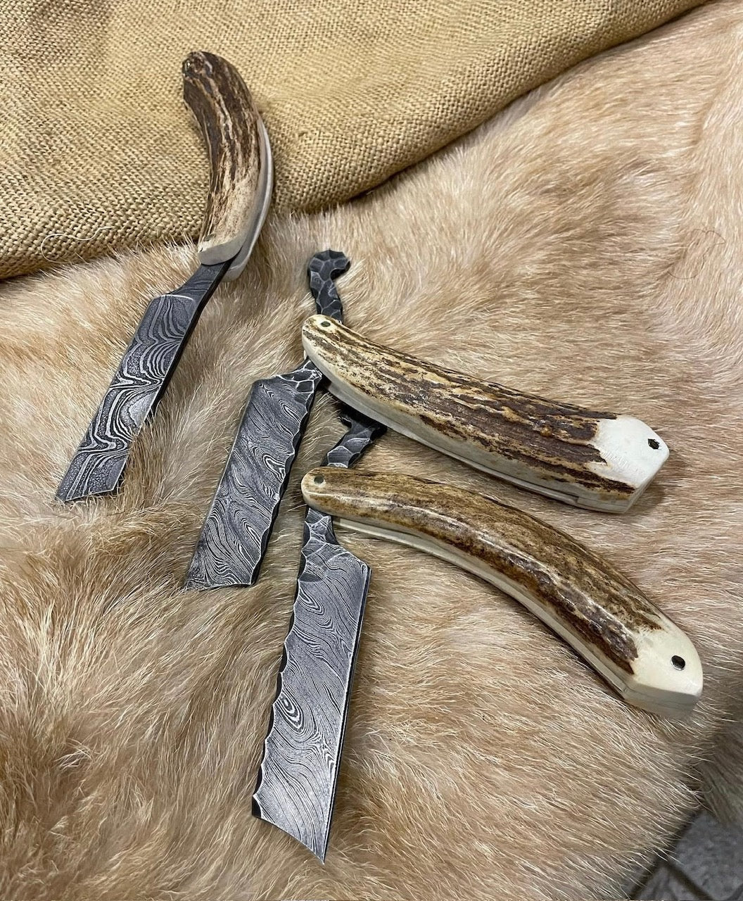 Damascus Steel Straight Razor Set | Handmade Stag Horn Shaving Razors Unique Blades Runner