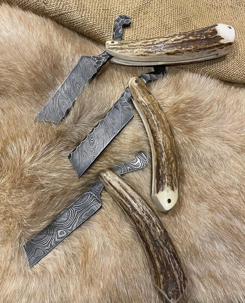Damascus Steel Straight Razor Set | Handmade Stag Horn Shaving Razors Unique Blades Runner