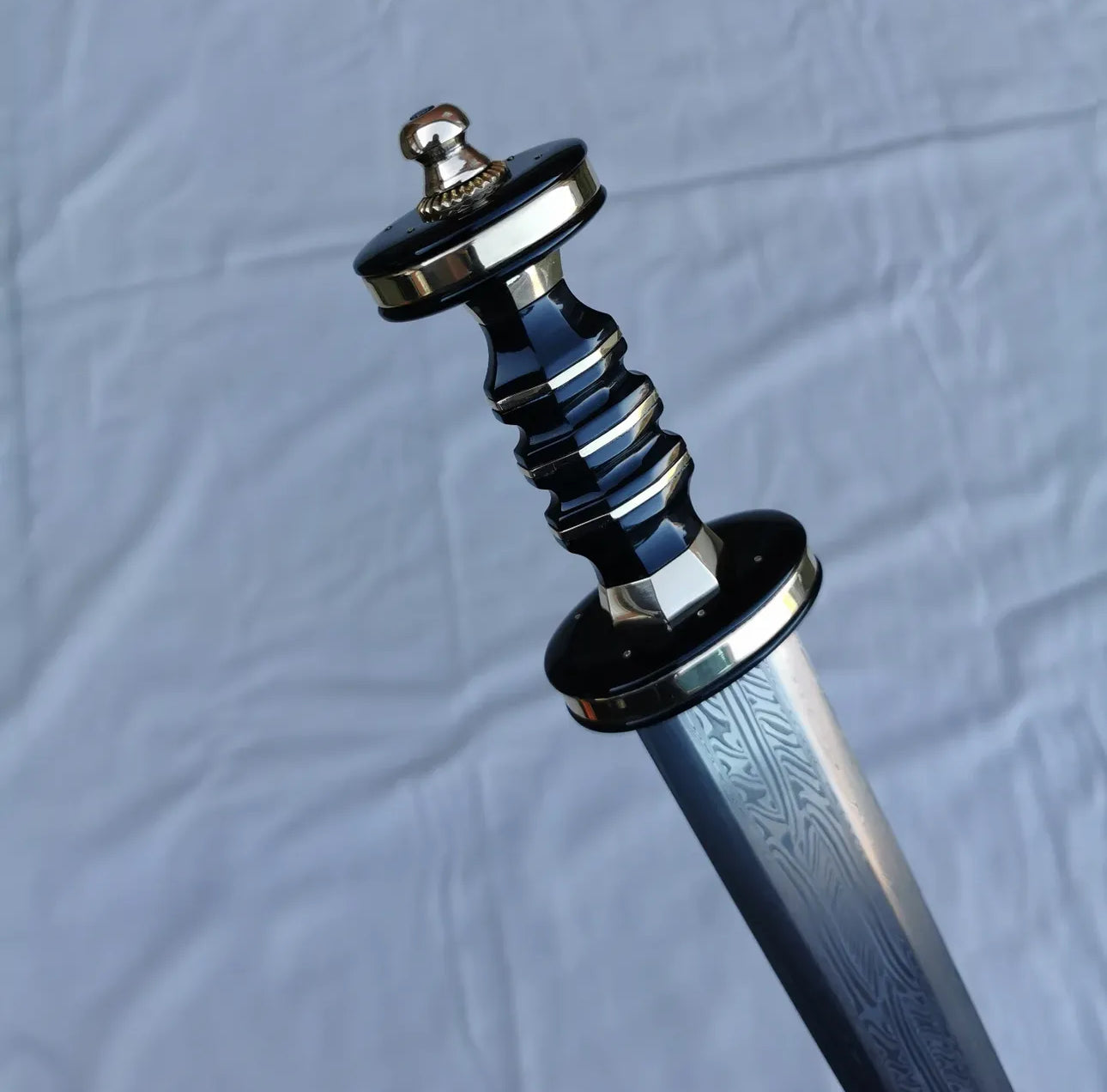 Gladius Roman Sword | Custom Handmade Gladiator Short Sword with Sheath Unique Blades Runner